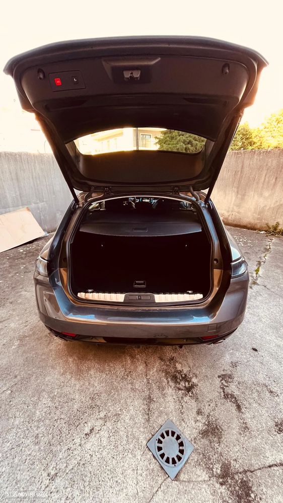 Peugeot 508 SW Plug-In Hybrid 225 e-EAT8 Allure - 6