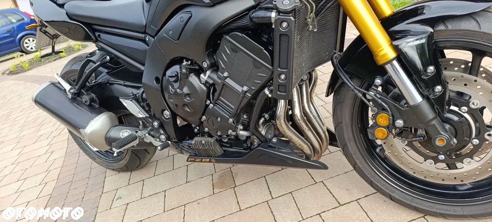 Yamaha FZ8 - 32