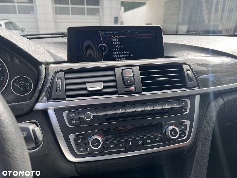 BMW Seria 3 - 12