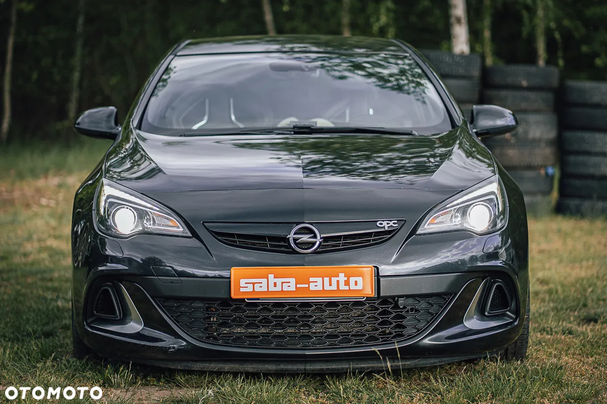 Opel Astra OPC Start/Stop - 2
