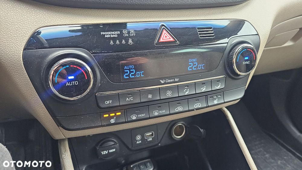 Hyundai Tucson blue 1.6 GDi 2WD Navi - 15