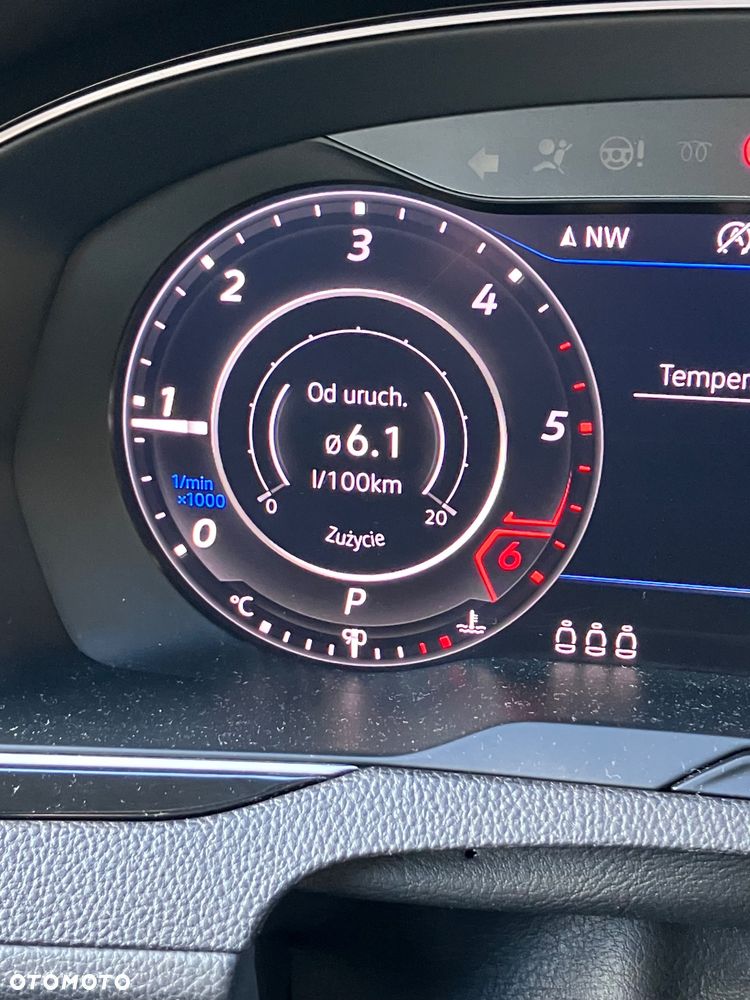 Volkswagen Passat - 30