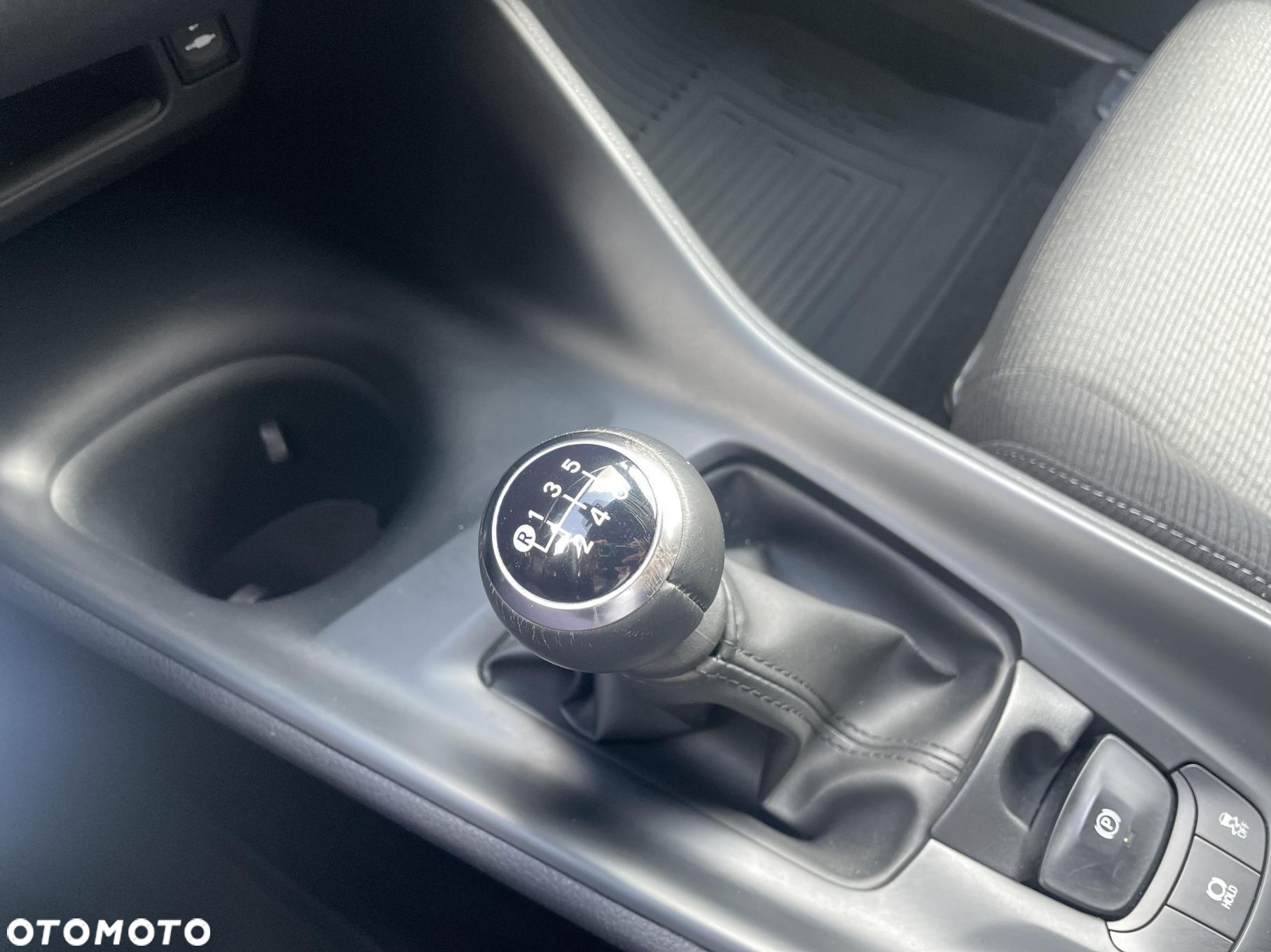 Toyota C-HR 1.2 T GPF Premium - 27