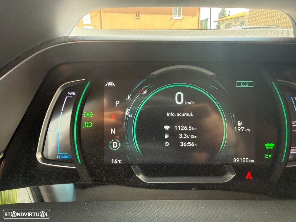 Hyundai Ioniq 1.6 GDI PHEV Pack Plus - 26