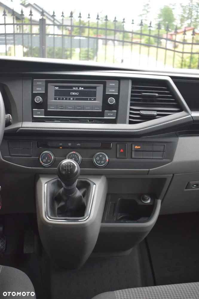 Volkswagen Transporter Kombi T6.1 TDI L2H1 - 12