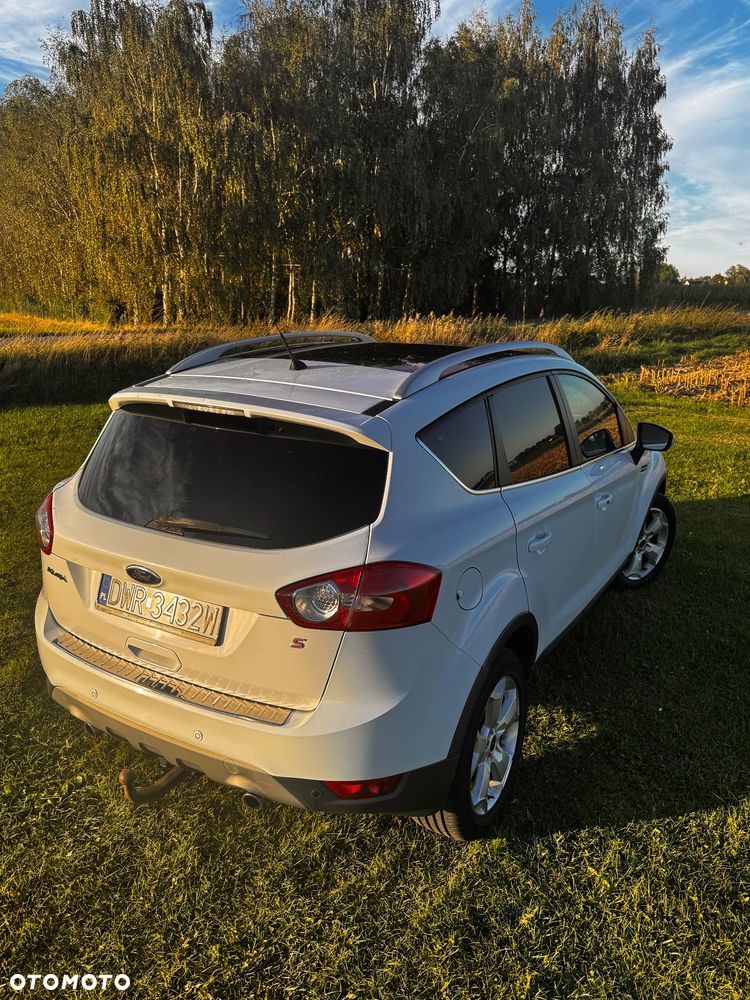 Ford Kuga 2.0 TDCi 4x4 Titanium - 9