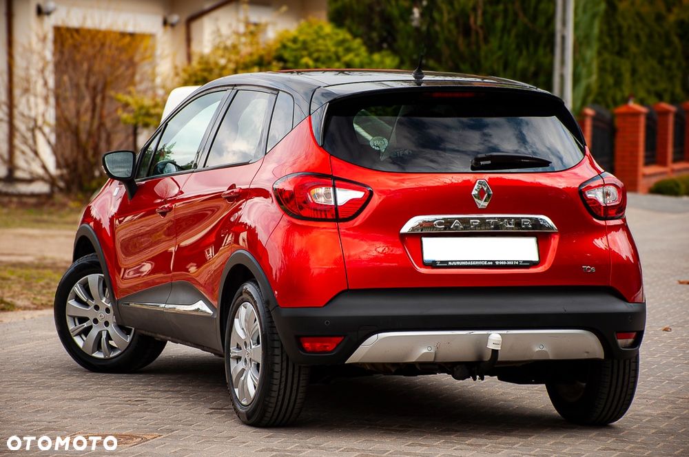 Renault Captur 1.2 TCe Helly Hansen EDC - 24