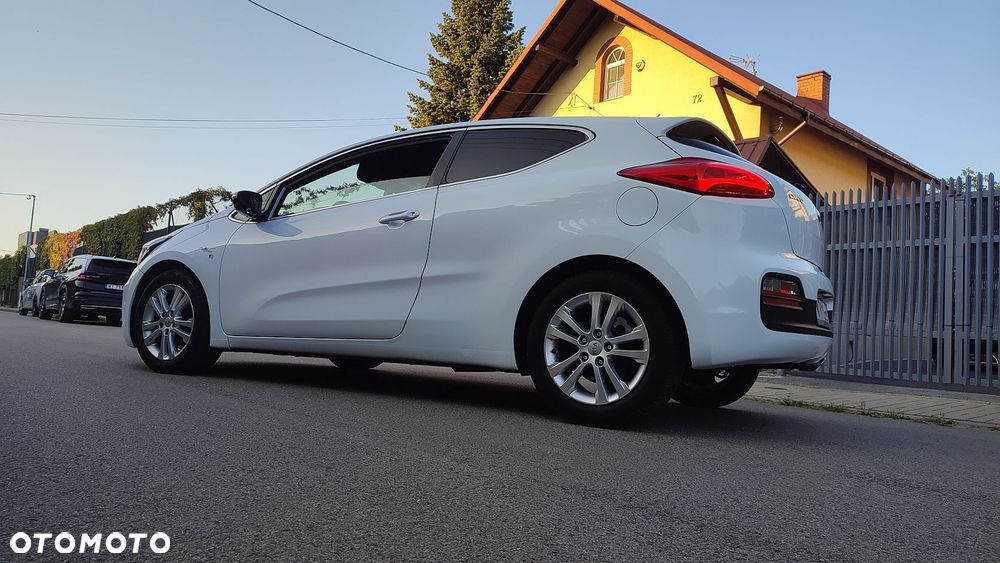 Kia ProCeed 1.6 crdi Optimum - 23