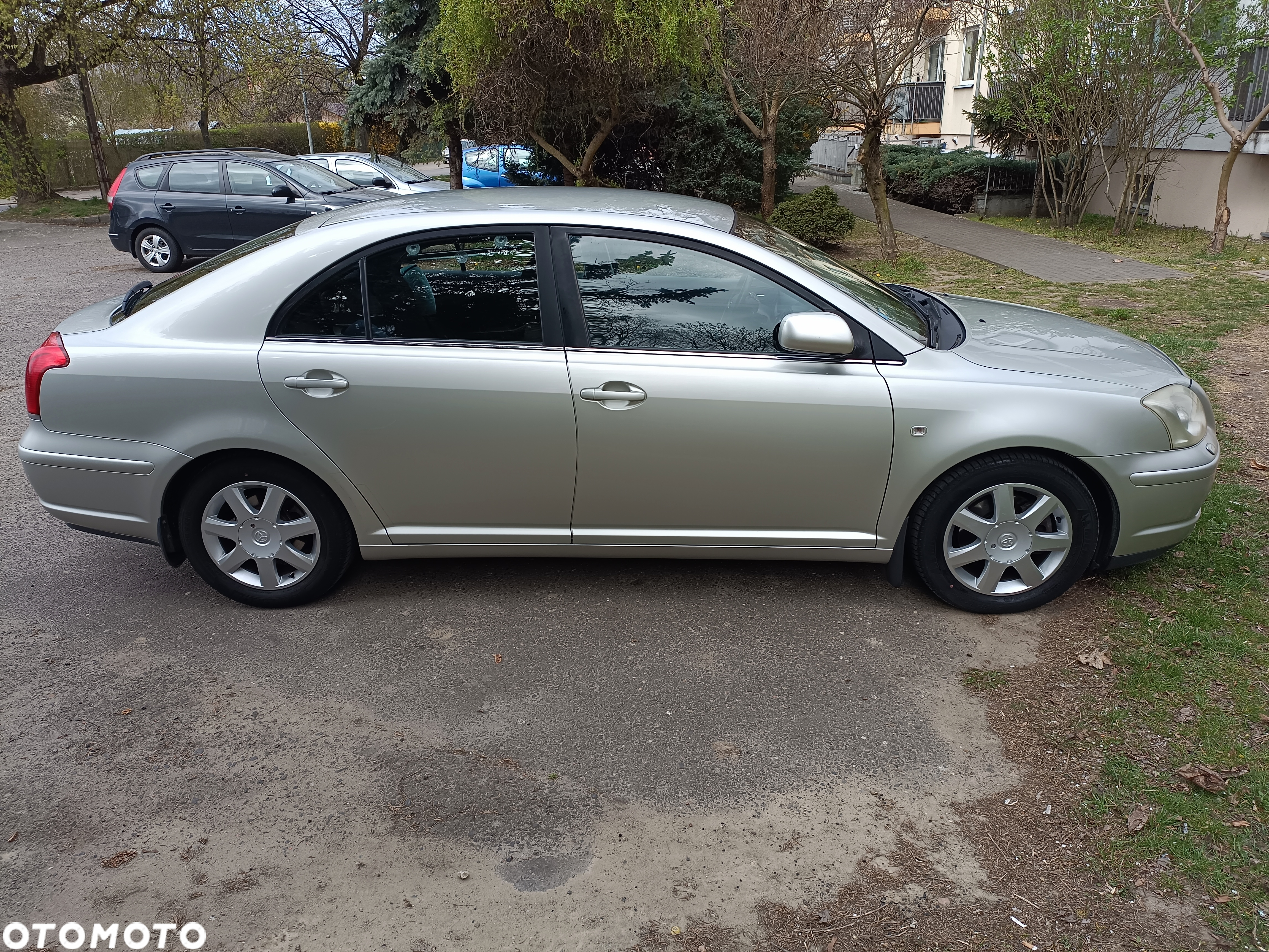 Toyota Avensis 2.0 VVT-i Sol - 3