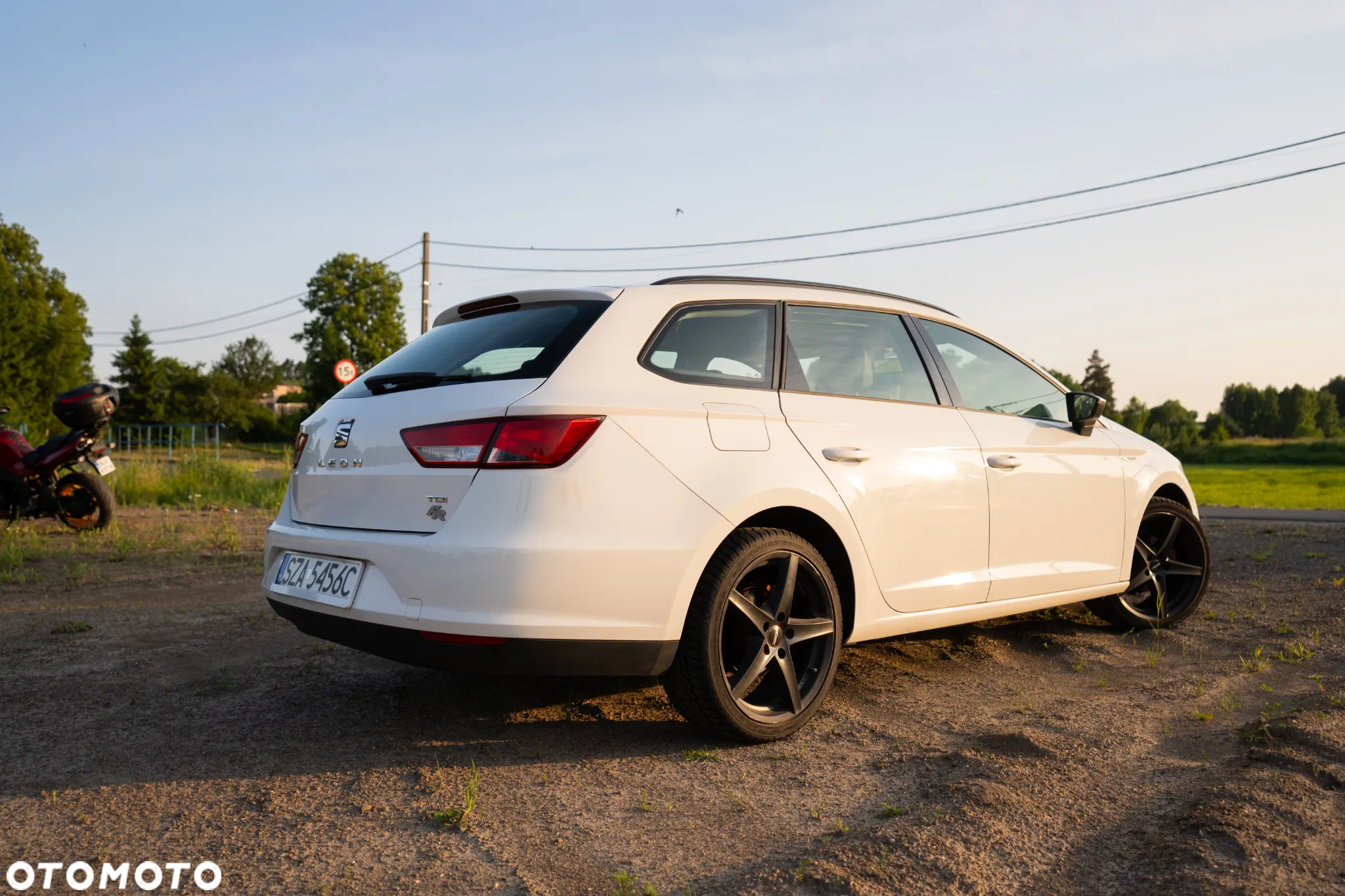 Seat Leon 1.6 TDI Entry - 8