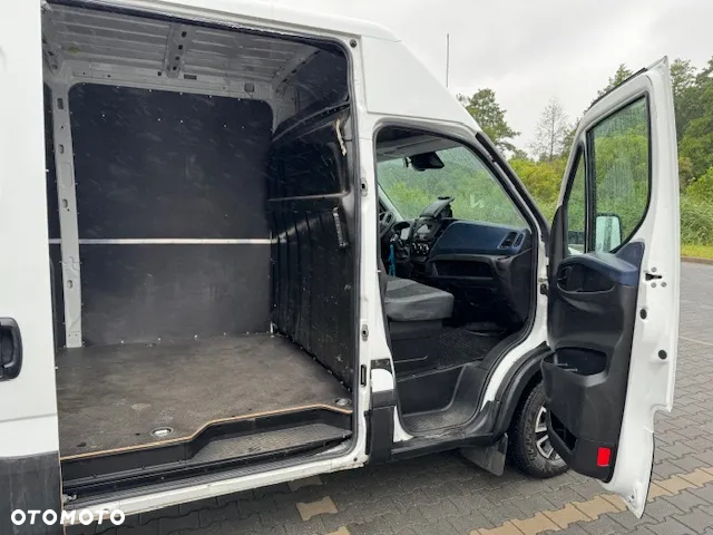 Iveco Daily 35S18 D Hi-Matic - 5