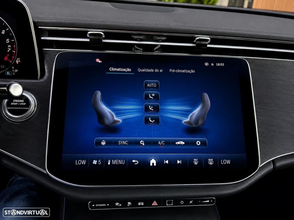 Mercedes-Benz E 300 e Station - 42