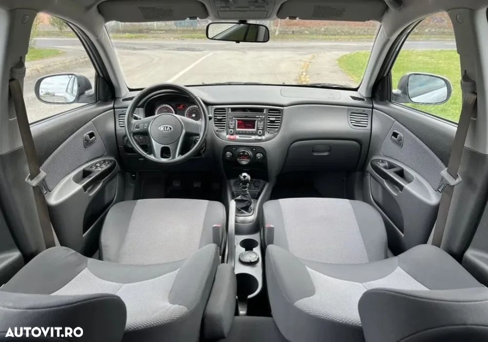 KIA Rio 2010 — imagine 4