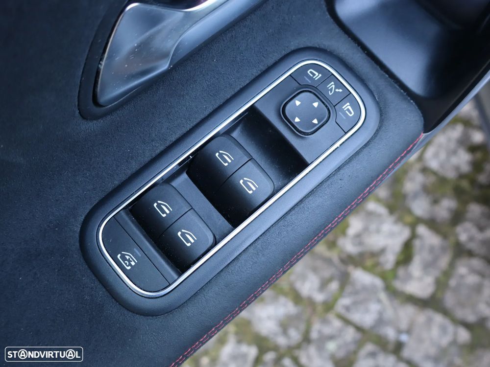 Mercedes-Benz CLA 180 d 7G-DCT AMG Line - 40