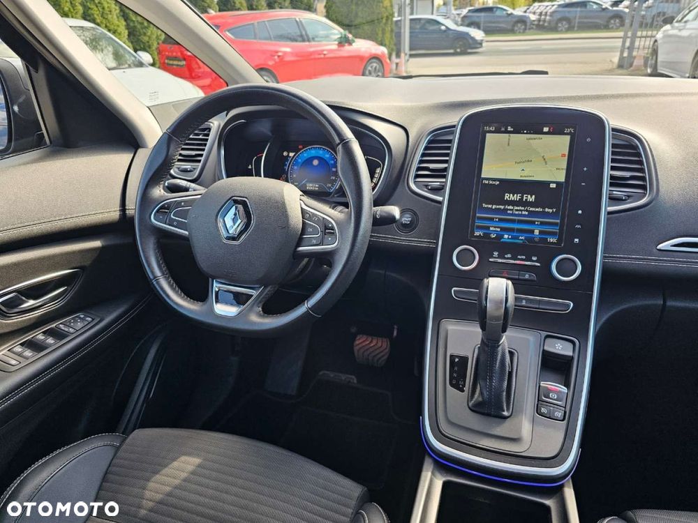 Renault Scenic - 18