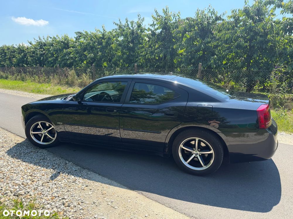 Dodge Charger 5.7 V8 RT - 6