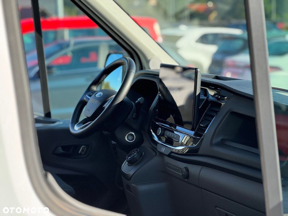 Ford e-transit 350 L4H3 - 37