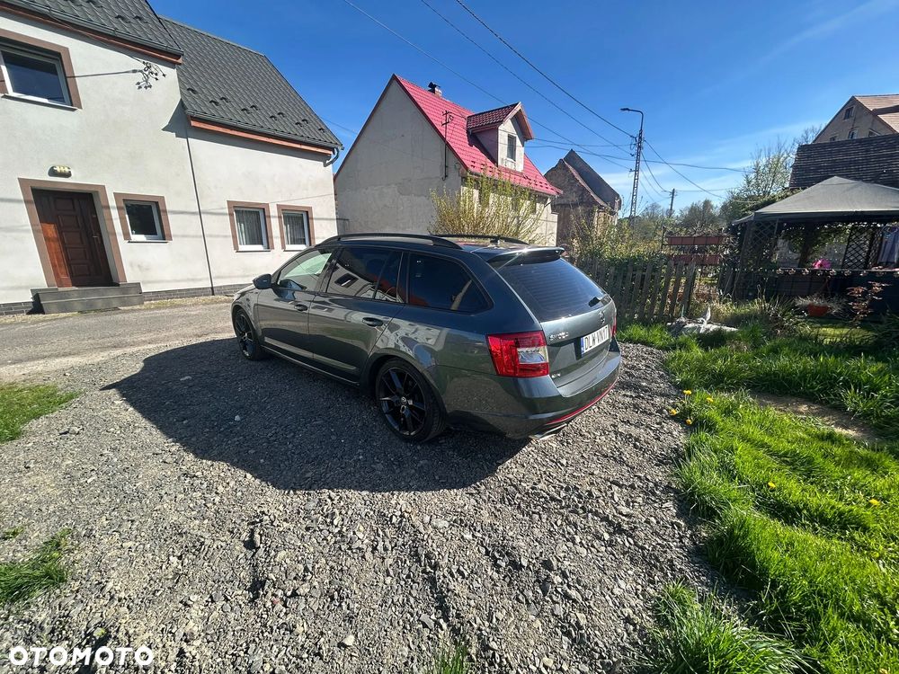 Skoda Octavia 2.0 TDI 4x4 DSG RS - 8