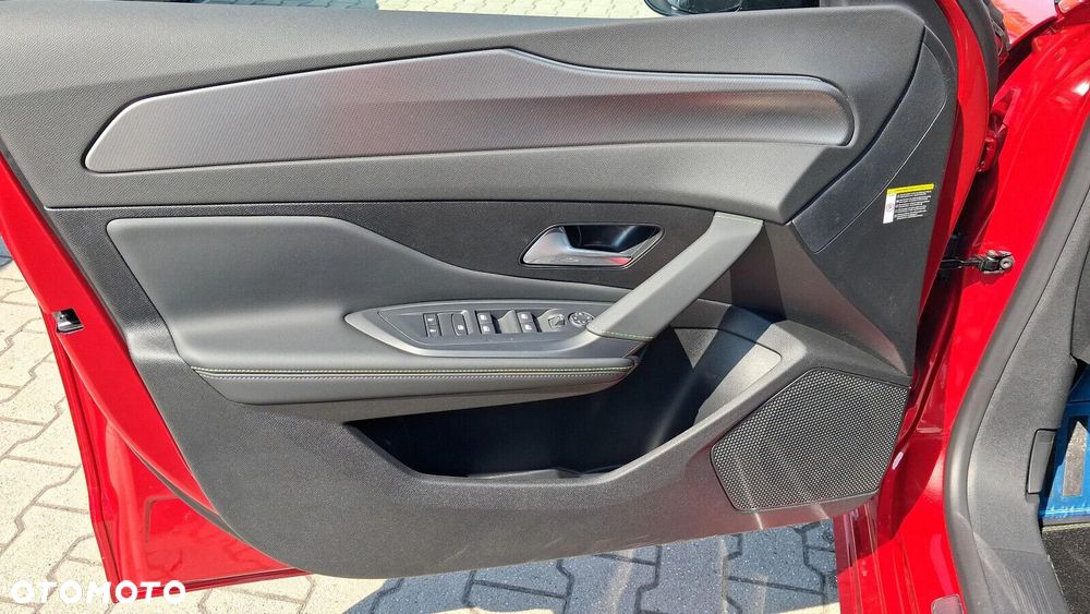 Peugeot 308 1.2 mHEV GT Exclusive S&S e-DCS6 - 19