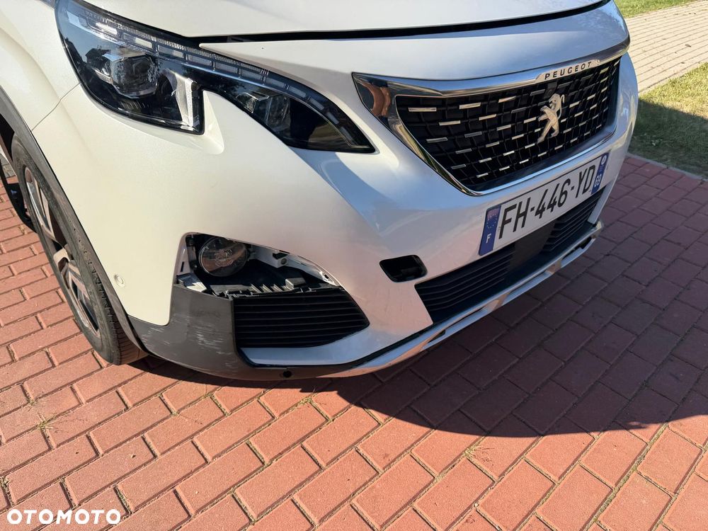 Peugeot 3008 1.2 PureTech Allure S&S - 17