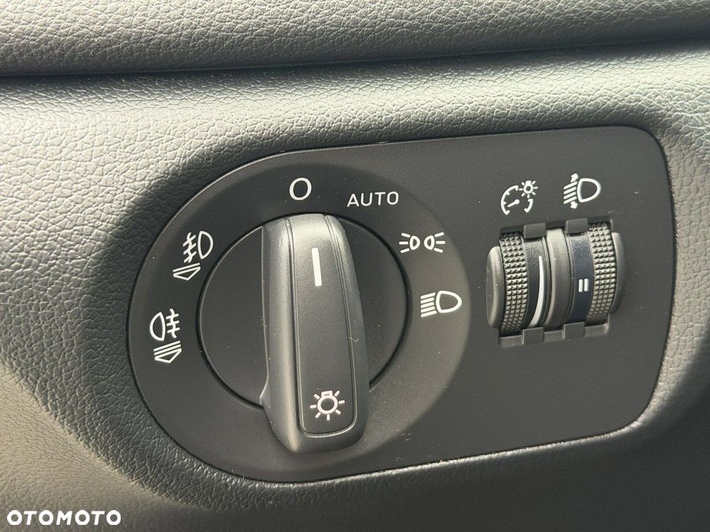 Audi Q3 2.0 TDI - 16