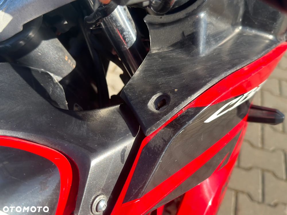 Honda CBR - 19