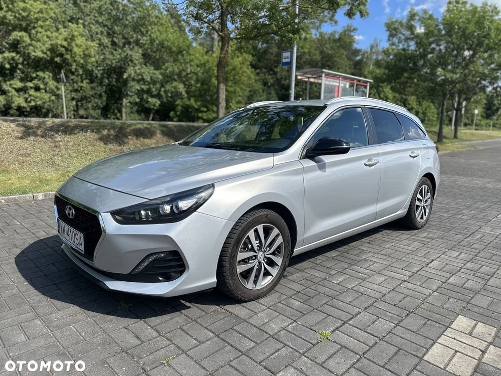 Hyundai i30 1.6 D Comfort DCT - 18