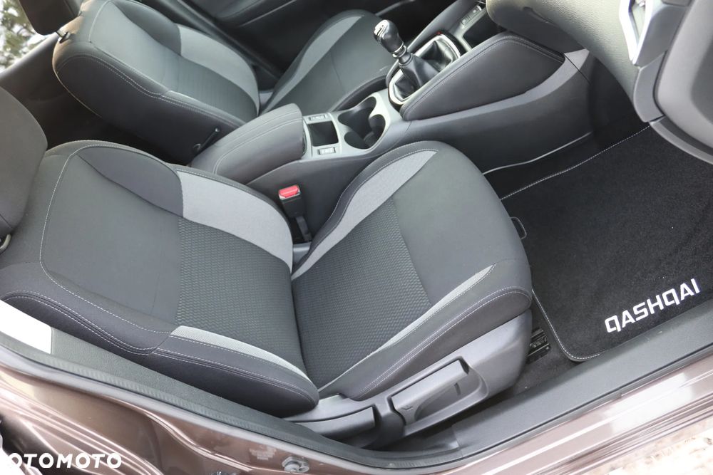 Nissan Qashqai 1.6 DIG-T Acenta - 31