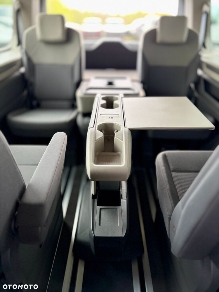 Volkswagen Multivan 2.0 TDI L2 Edition DSG - 40