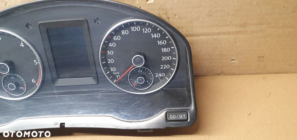 Licznik zegary oryginał VW Golf VI 6 Plus 1.6 TDI 5M0920870E - 2