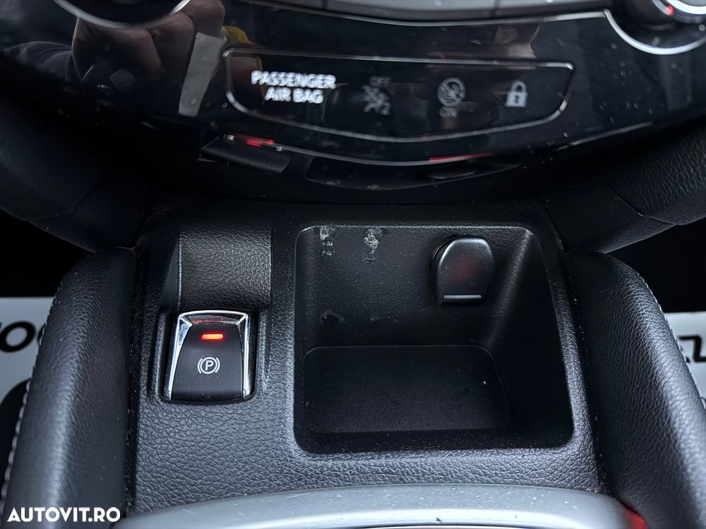 Nissan Qashqai 1.5 DCI TEKNA - 12