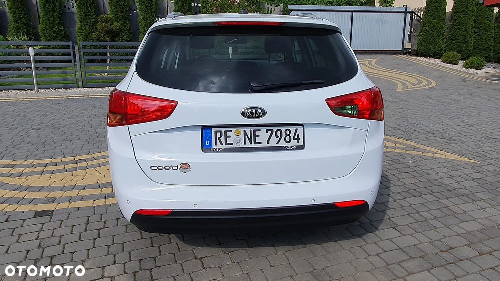 Kia Ceed 1.6 CRDi 136 ISG Platinum Edition - 9