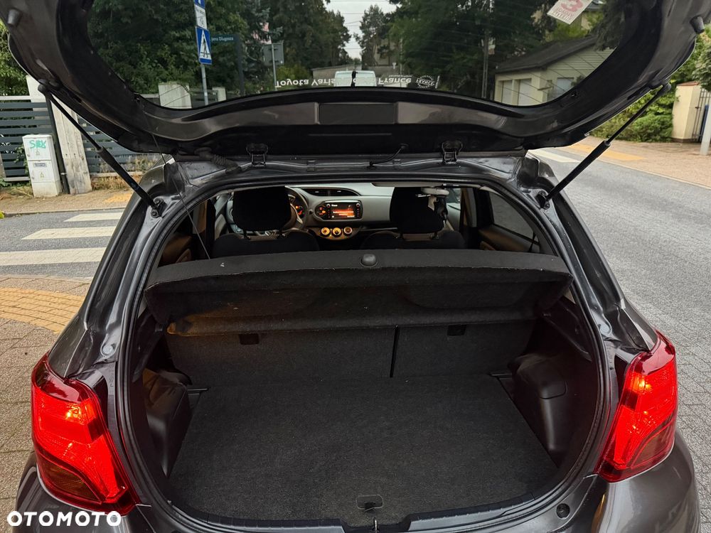Toyota Yaris - 17