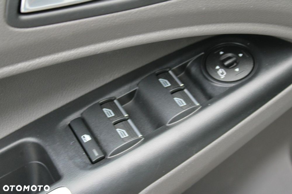 Ford Tourneo Connect - 21