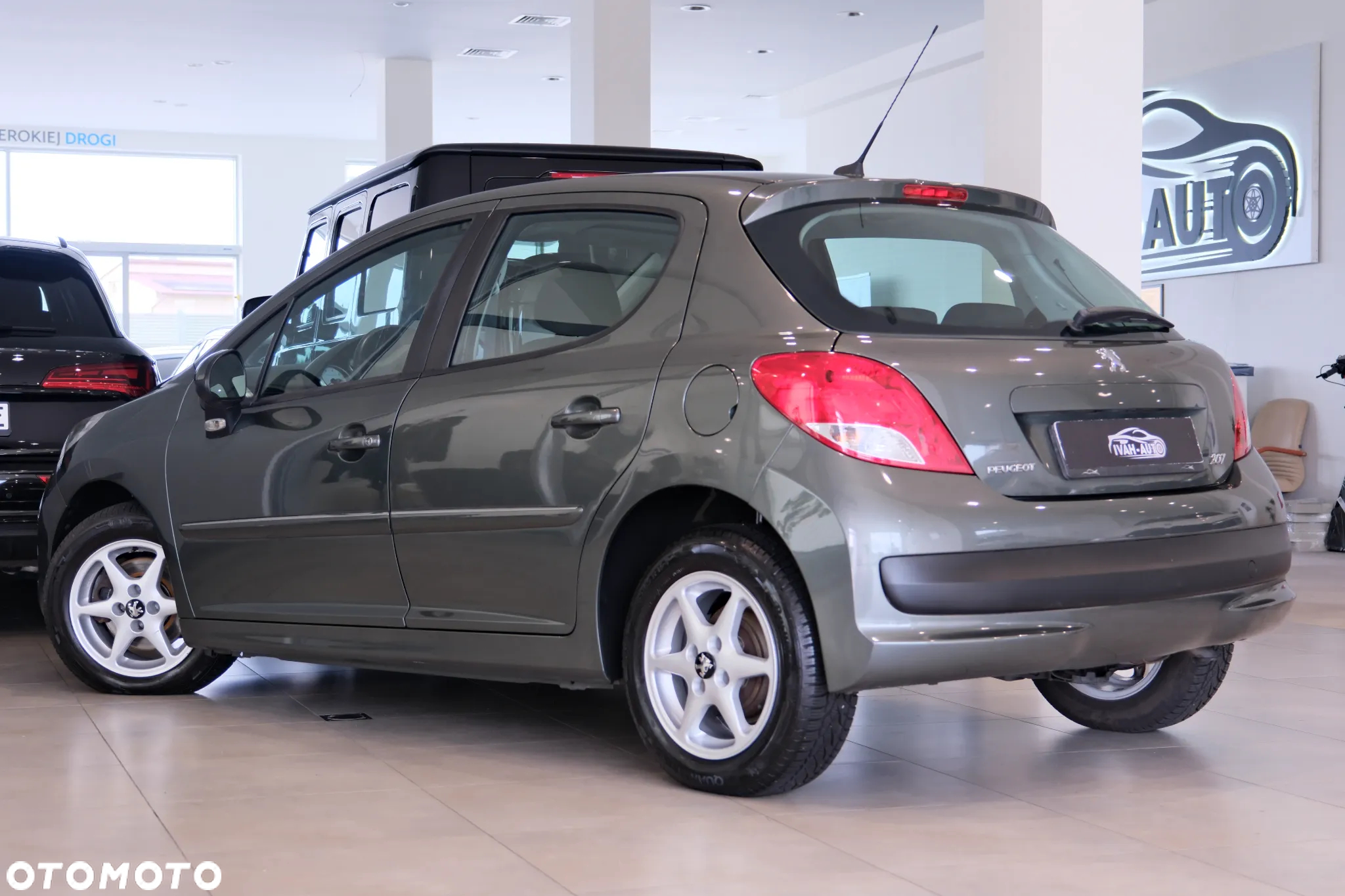 Peugeot 207 1.4 Trendy - 14