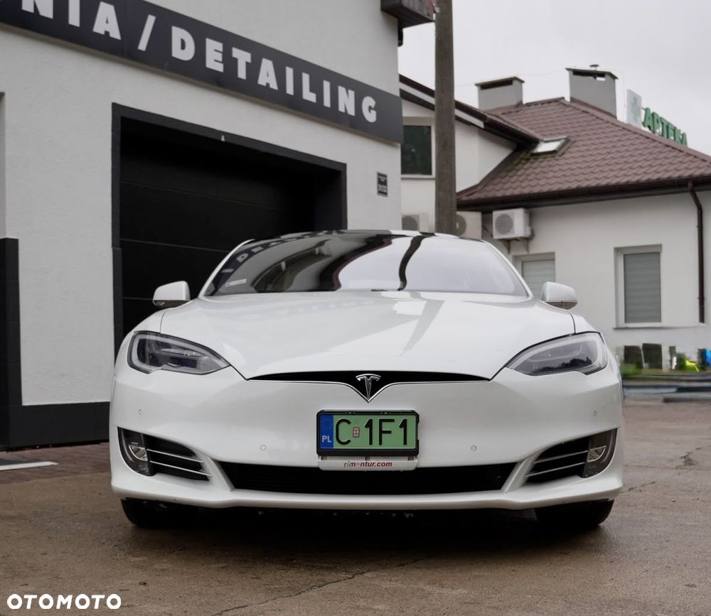 Tesla Model S Performance - 5