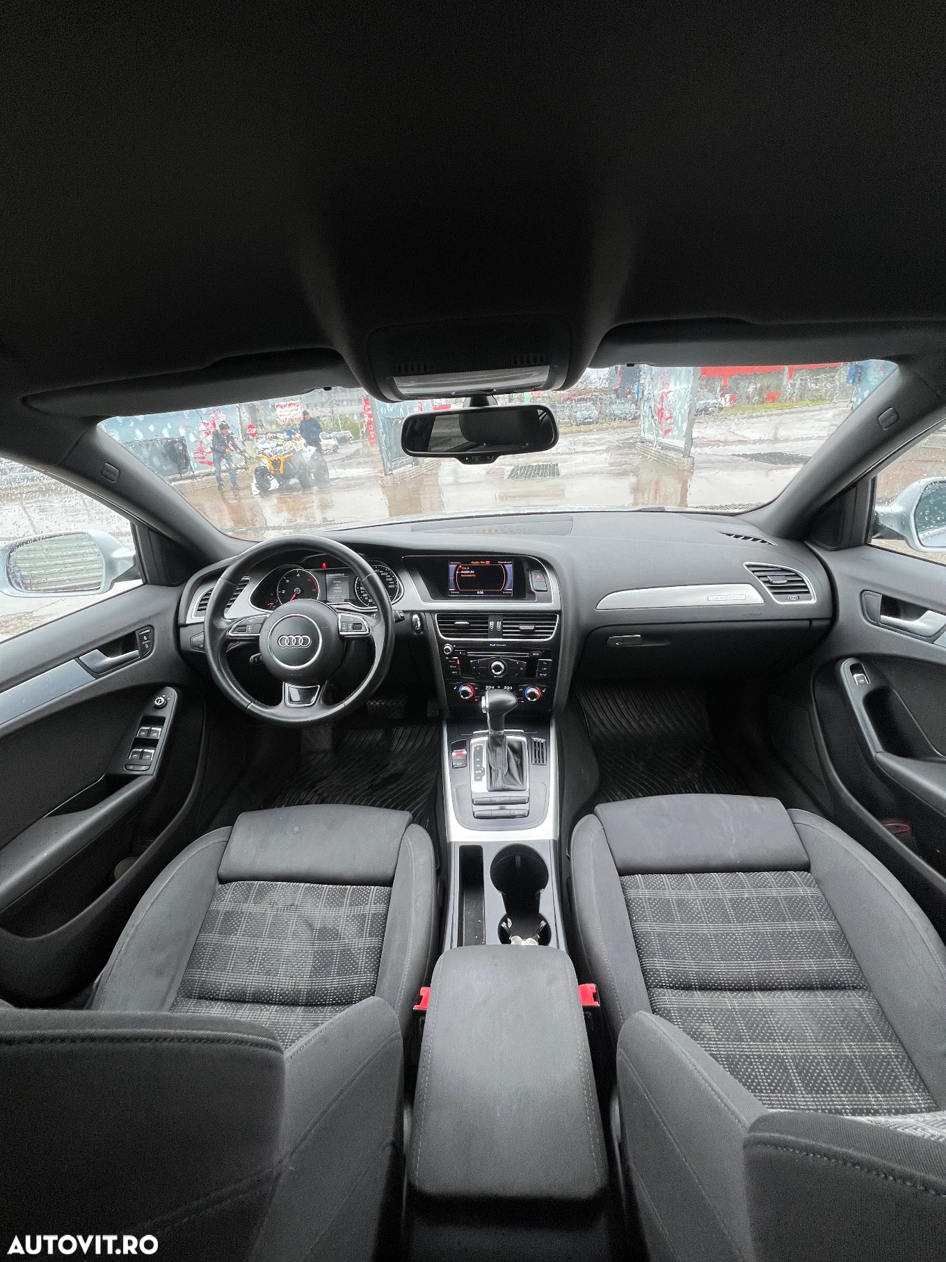 Audi A4 Avant 2.0 TDI DPF multitronic Attraction - 17