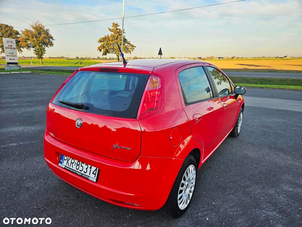 Fiat Grande Punto - 5