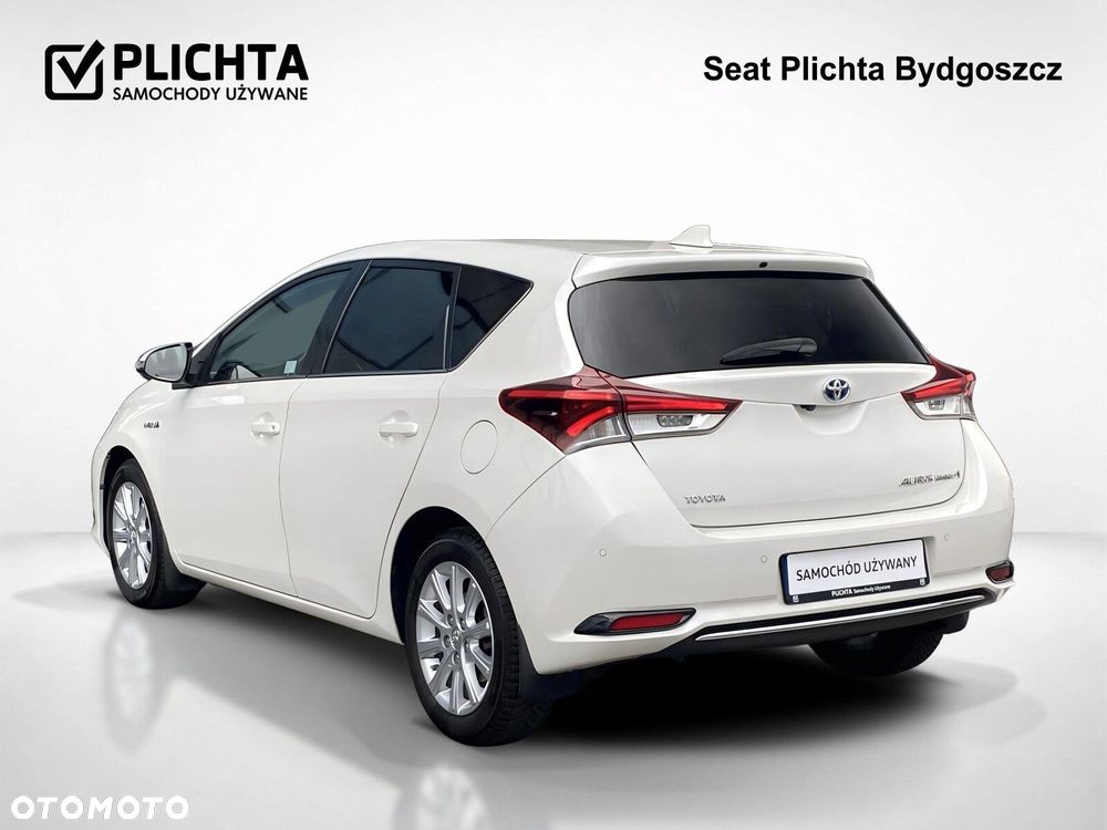 Toyota Auris - 4