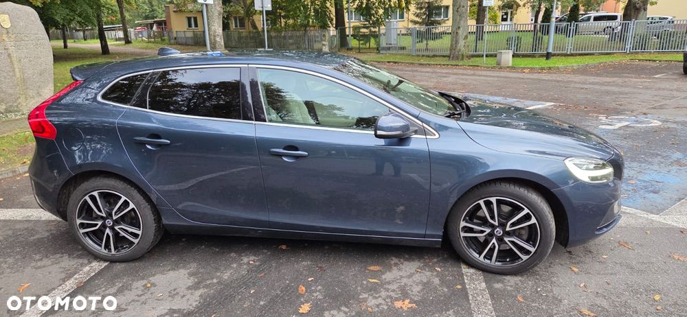 Volvo V40 T3 Drive-E Inscription - 13