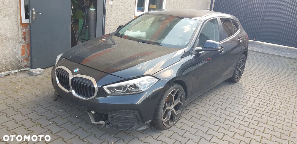 BMW Seria 1 116d Sport Line Shadow - 38
