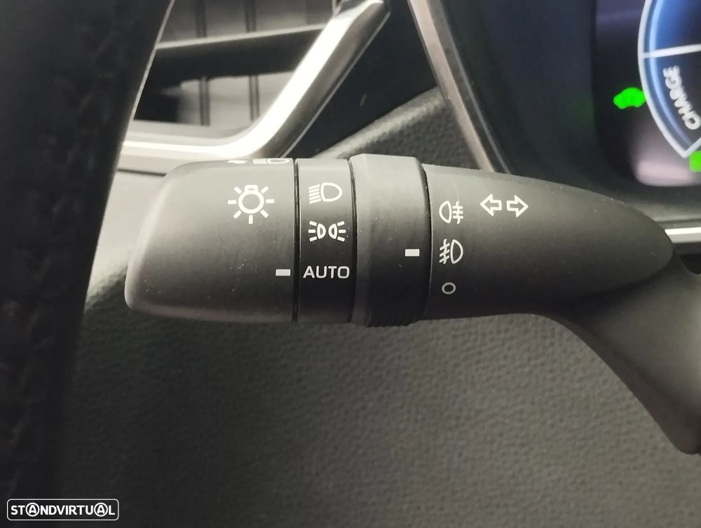 Toyota Corolla Touring Sports 1.8 Hybrid Comfort - 21