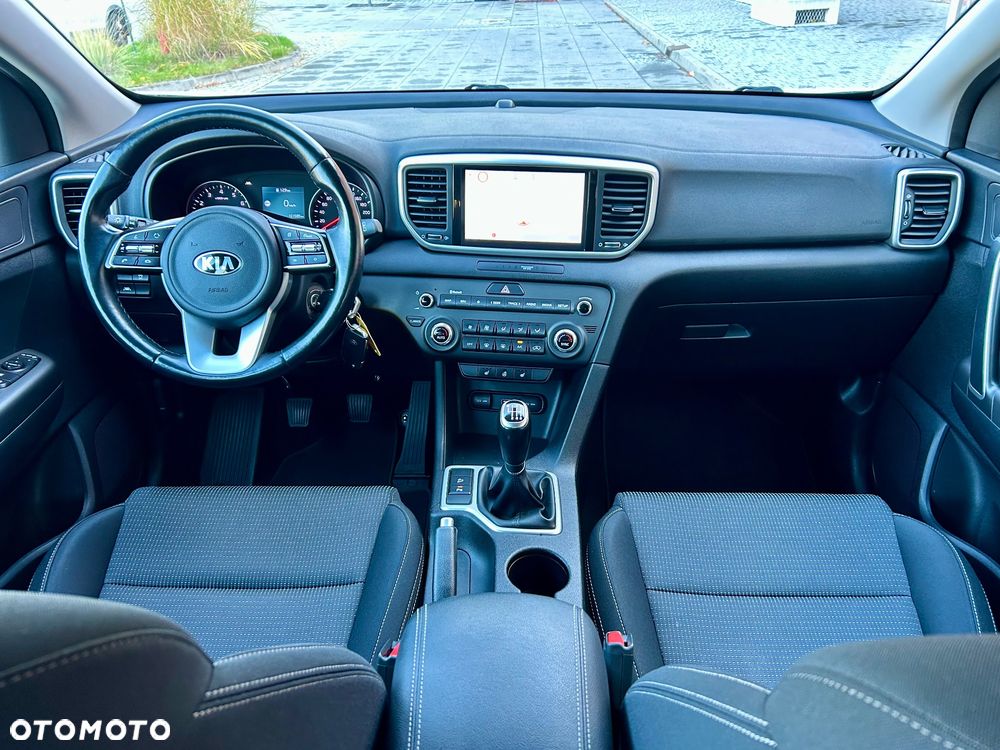 Kia Sportage 1.6 T-GDI 2WD VISION - 26