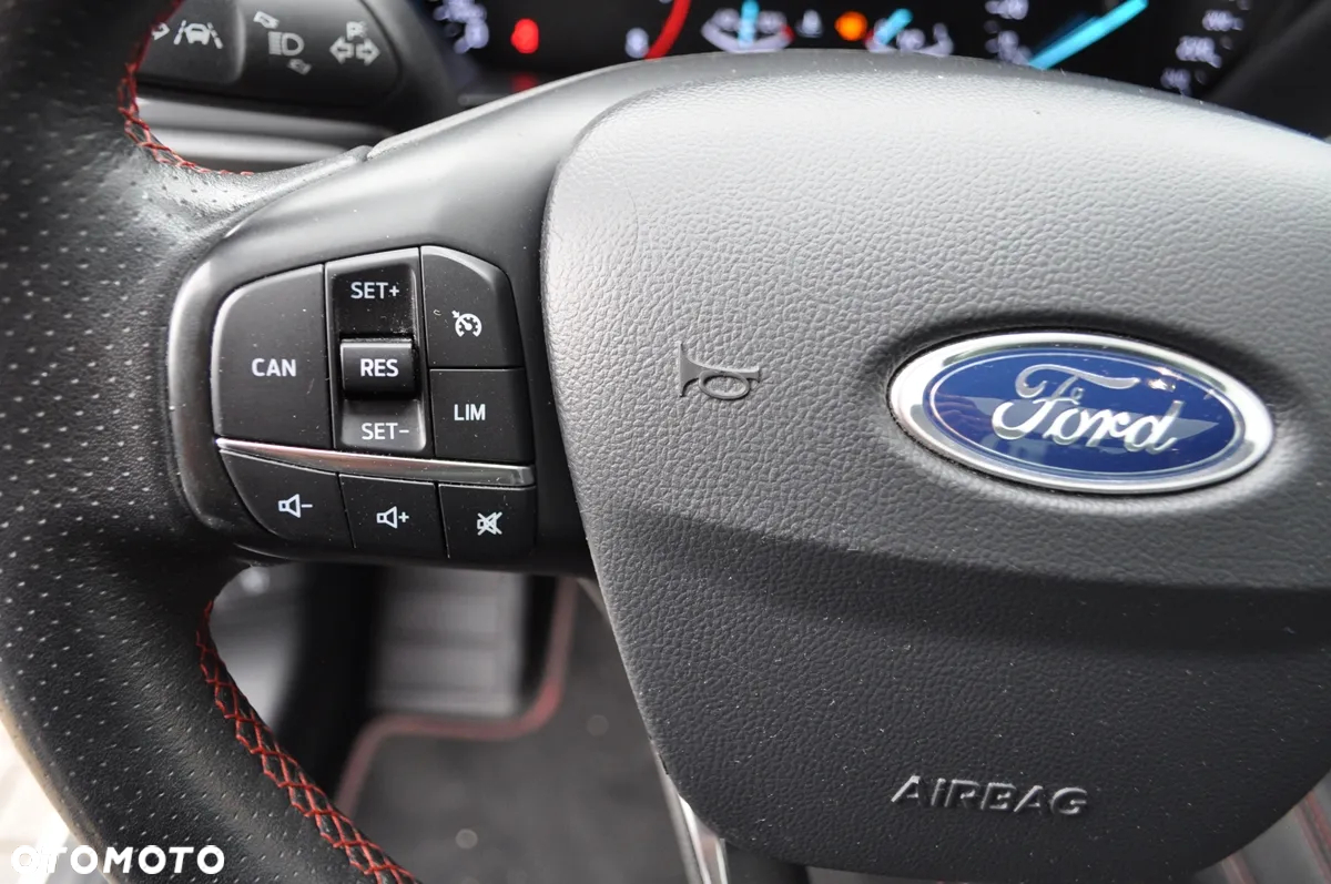 Ford Focus 1.0 EcoBoost Hybrid ST-LINE VIGNALE - 23