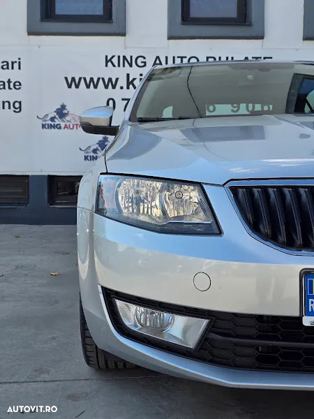 Skoda Octavia 1.2 TSI AMBITION DSG - 12