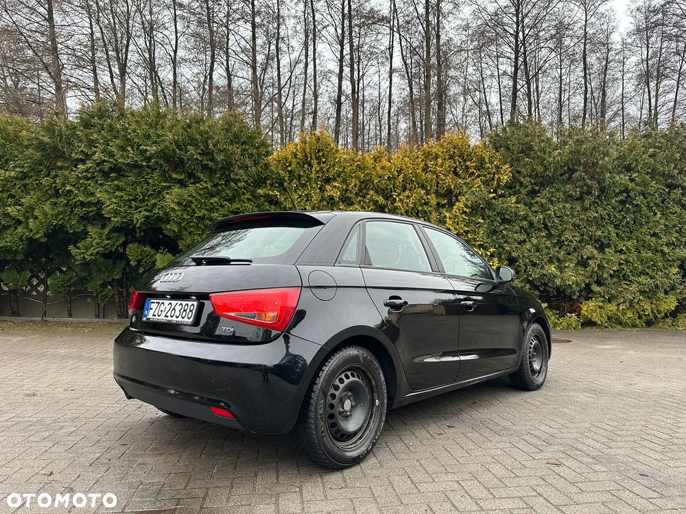 Audi A1 Sportback 1.6 TDI Ambition - 12