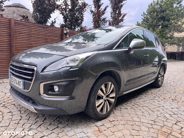 Peugeot 3008 PureTech 130 Stop & Start GPF Allure Business-Paket