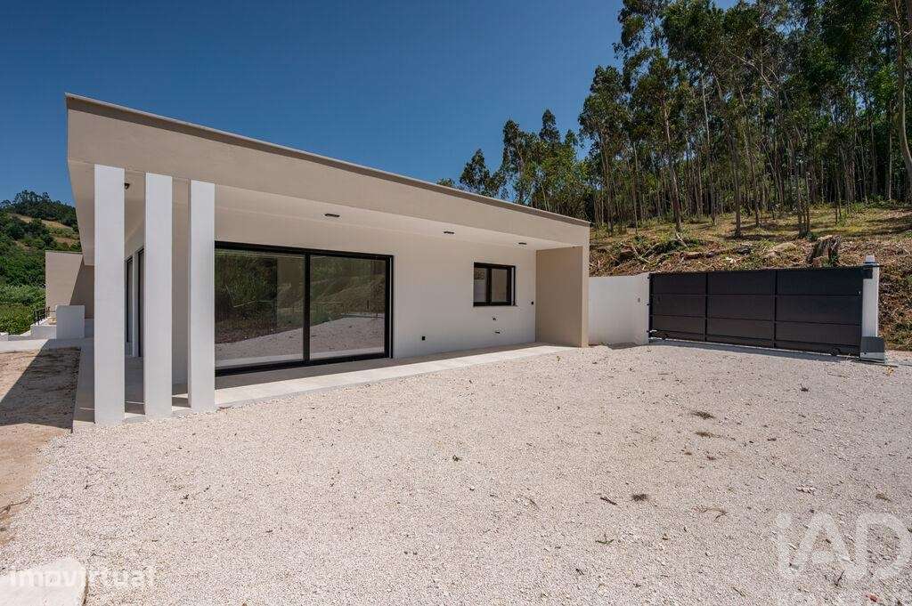 Casa / Villa T4 em Alvorninha de 173,00 m2 - Grande imagem: 4/30