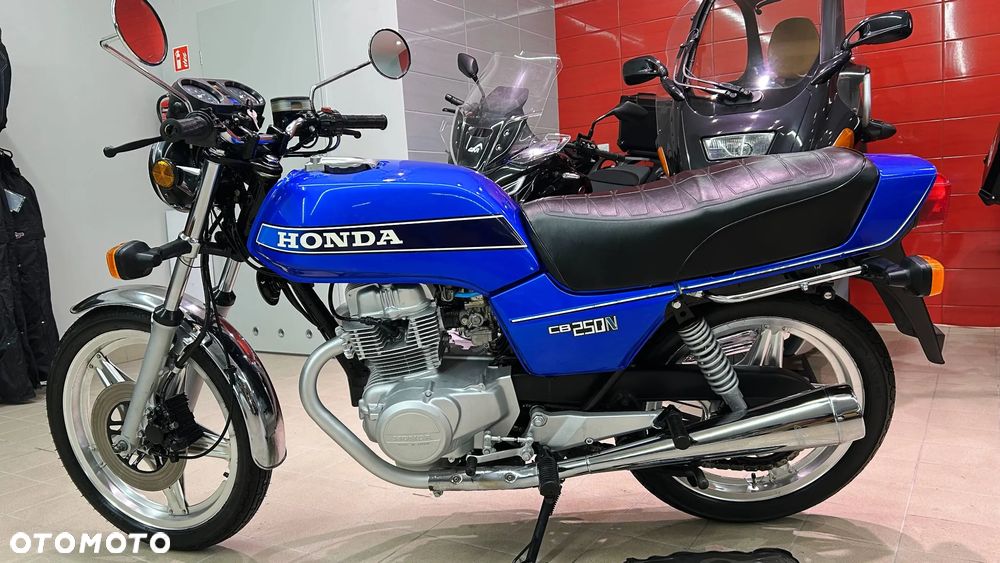 Honda CB - 6