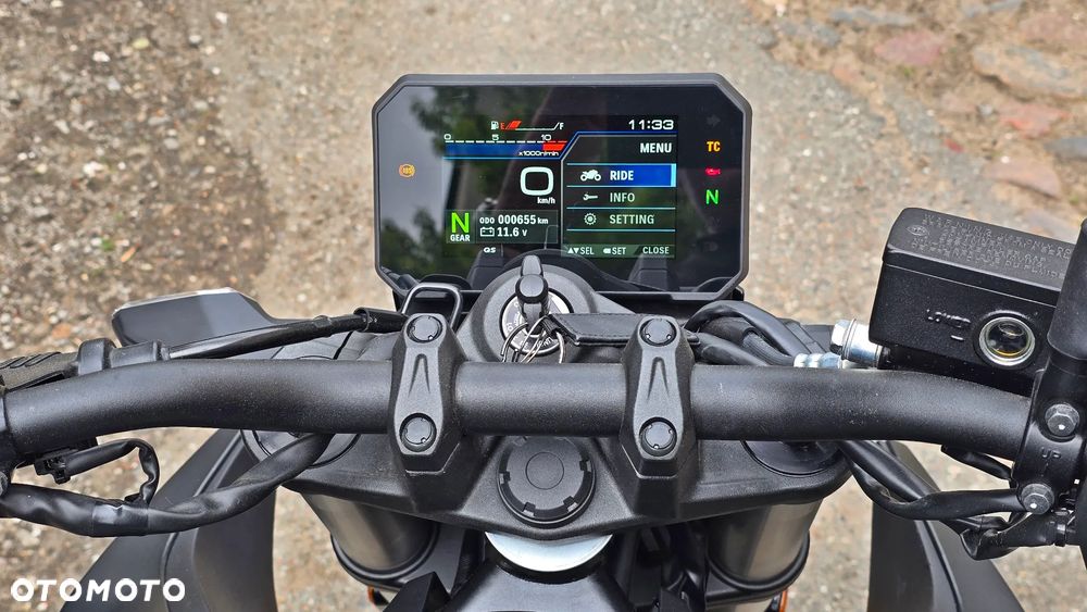 Suzuki GSX - 9